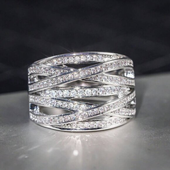 18k White Gold Diamond Ring Wide Ring Band - Picture 1 of 9